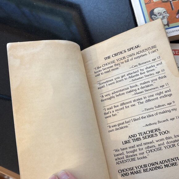 Choose Your Own Adventure Lot 3 CYOA  6 9 10 Lost Jewels Murder Danger Mission - Picture 6 of 7